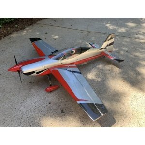 104" Extra NG - Červená/Stříbrná 2,64m Modely letadel IQ models