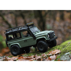 RMT LAND ROVER DEFENDER- Nové, rozbaleno, outlet RC auta IQ models