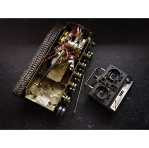 RC tank 1:16  - podvozek RC tanky IQ models