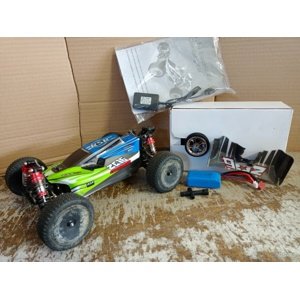 WL Evolution 1/14 4WD,- polámané zadní křídlo, testovací kus, ušpiněný, poškrábaný RC auta IQ models