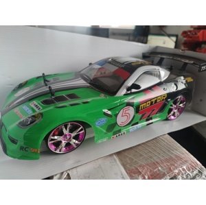 NQD super drift 2,4Ghz- Použité, plně funkční, špinavá kola RC auta IQ models